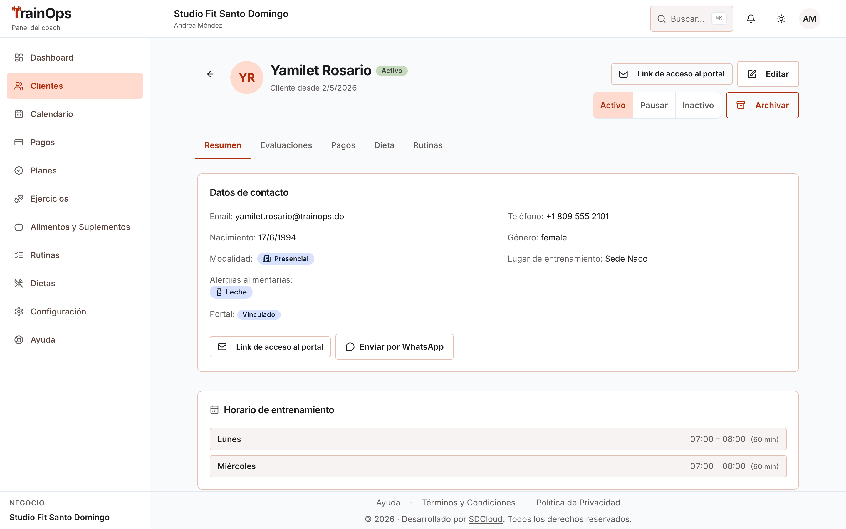 Ficha completa de un cliente en TrainOps con sus datos, plan activo y evaluaciones